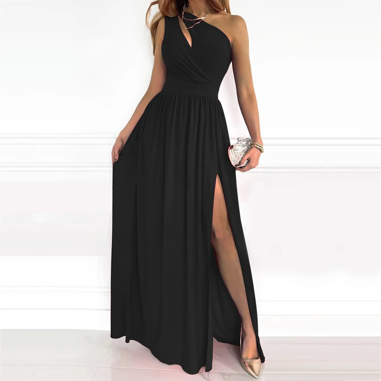 Ludivine - Robe asymétrique avec fente haute et allure luxueuse