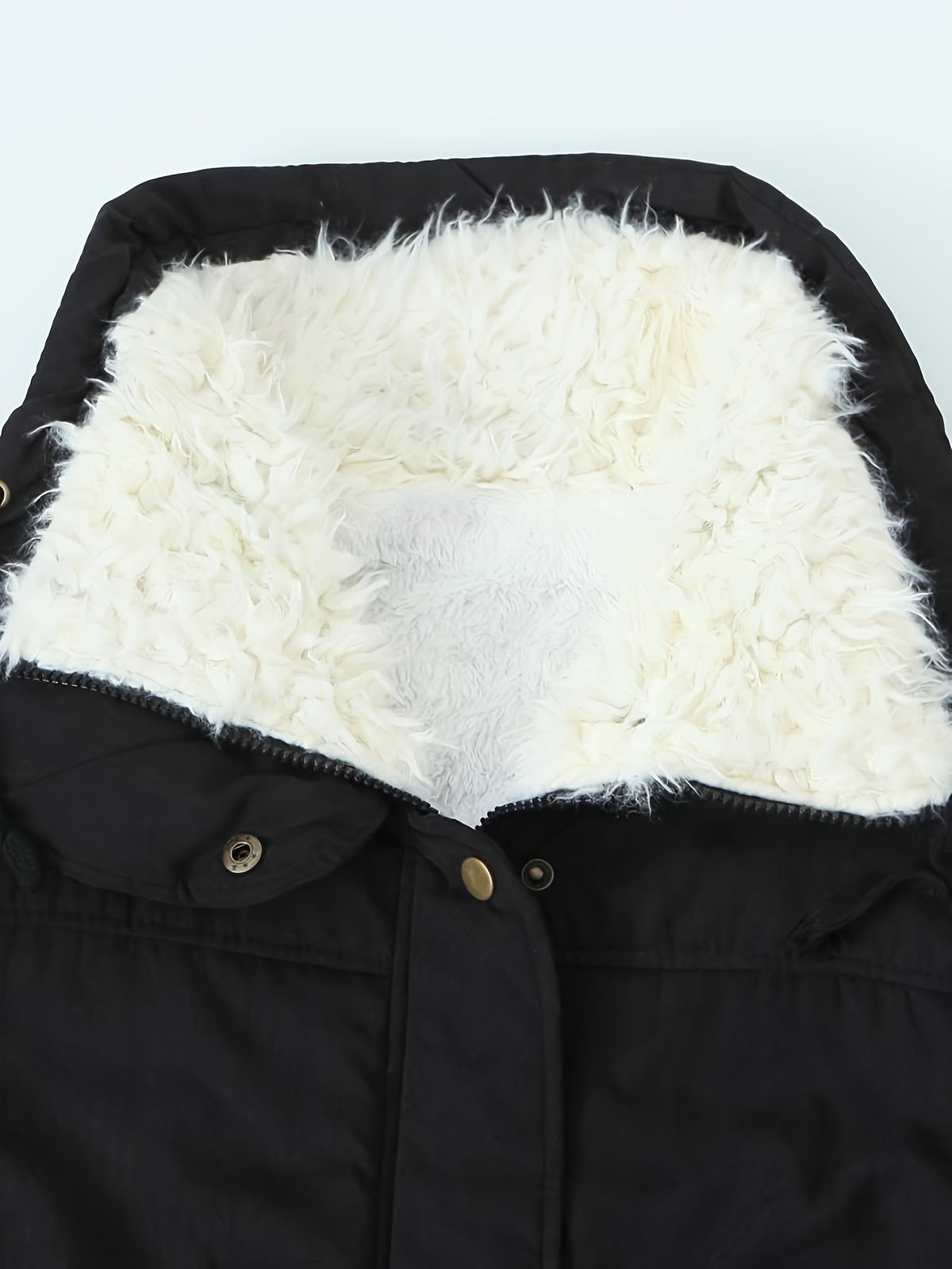 Sylvie - Parka Féminine Courte Col Fourré