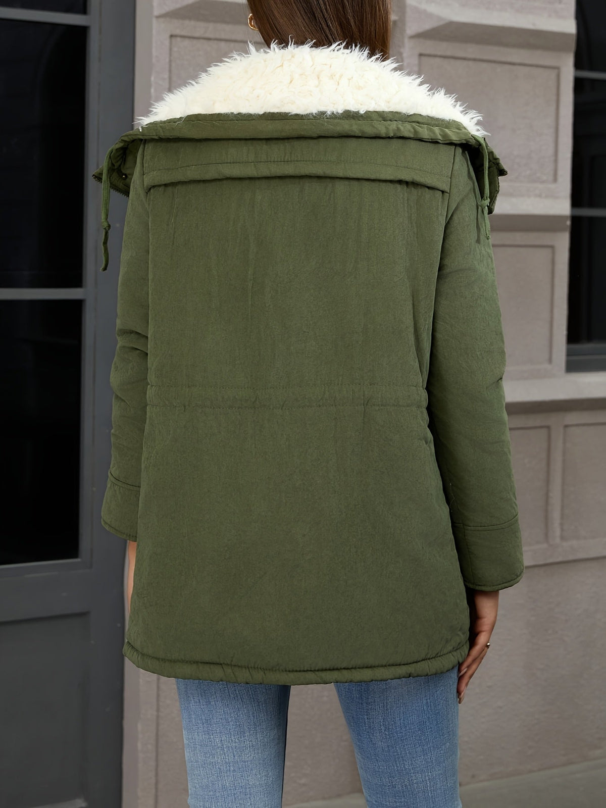 Sylvie - Parka Féminine Courte Col Fourré
