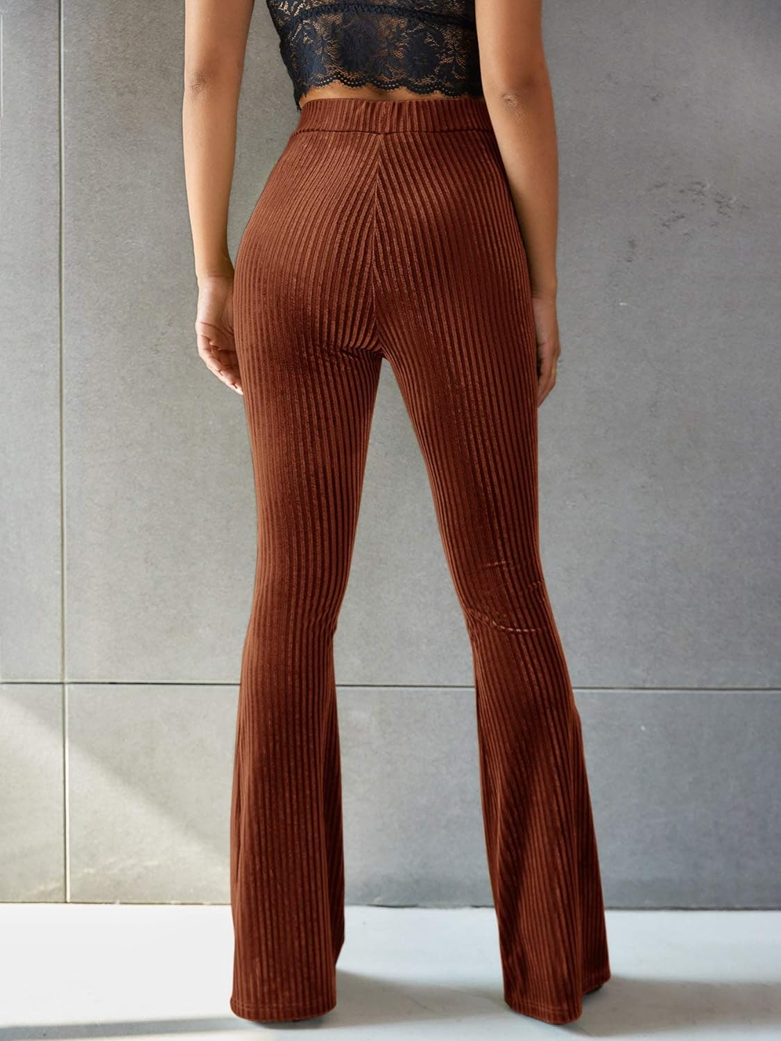 Carla - Pantalon Évasé en Velours Côtelé