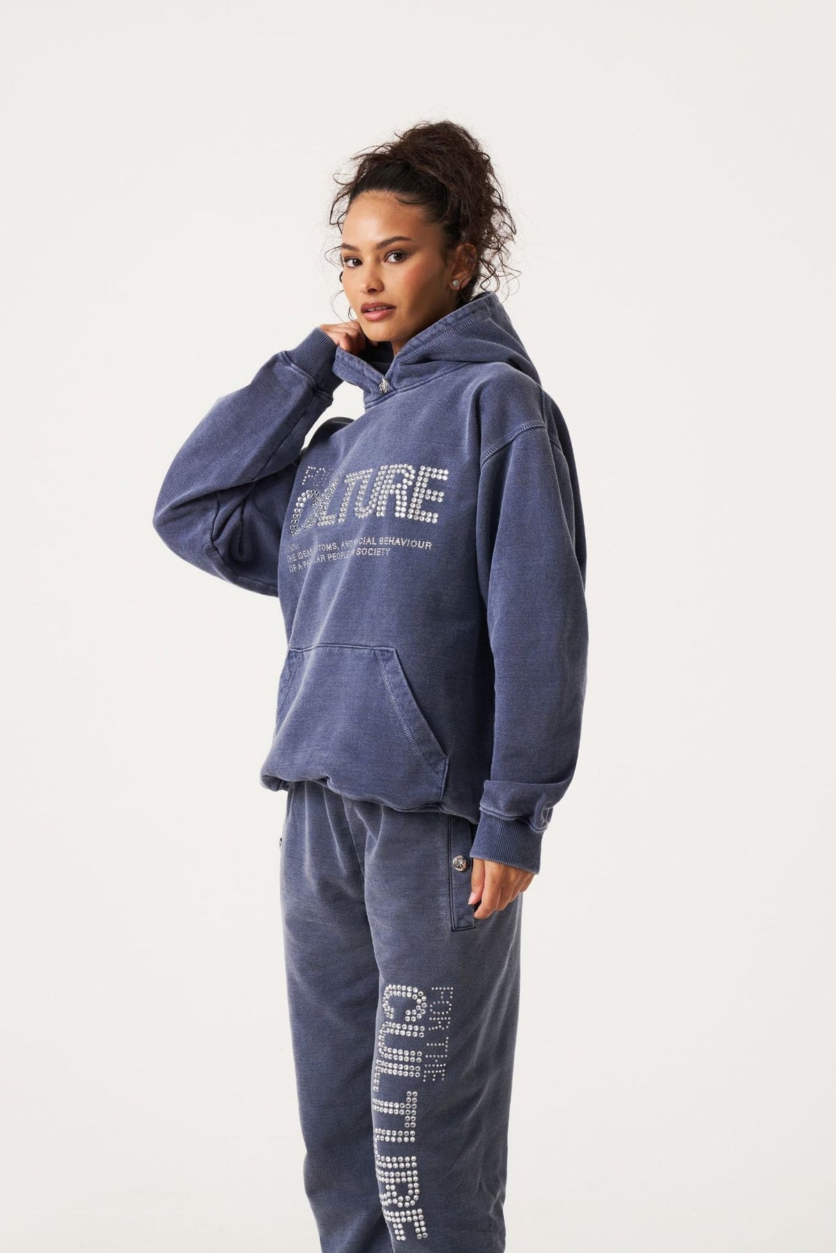 Karine - Sweat à Capuche Chic Oversize Brodé