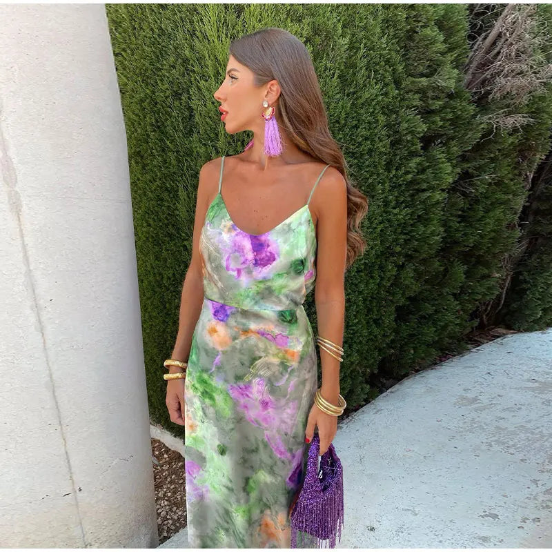 Robe Longue Colorée Et Sexy Avec Imprimé Halo-Teinture Et Écharpe Amovible