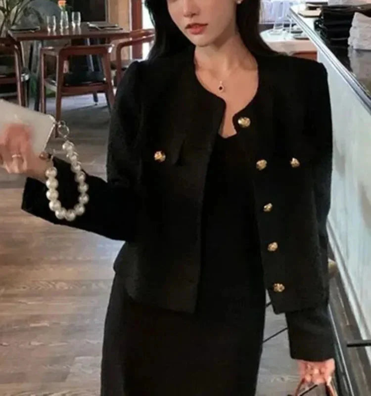Jeanne â Manteau ĂlĂ©gant Avec Boutons, Parfait Pour Un Look Hivernal RaffinĂ©