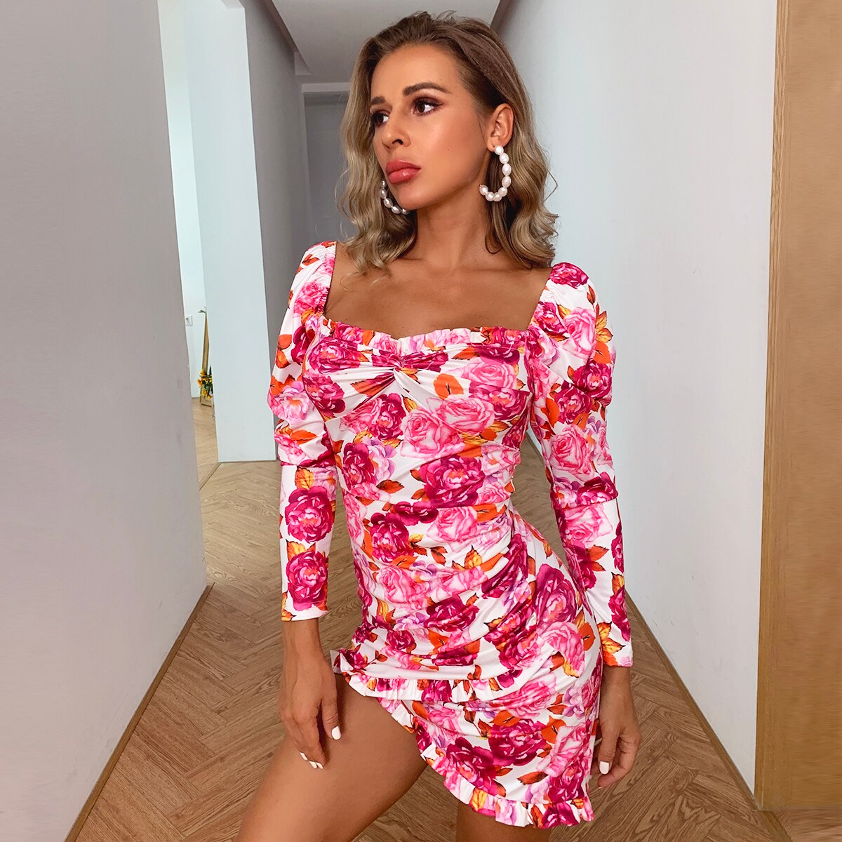 Lotte - Robe Mini - Imprimé Fleurs et Coupe Élégante - Femmes-1