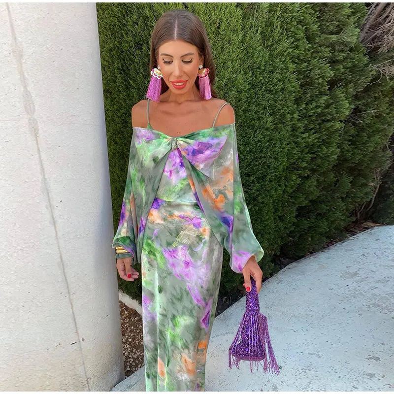 Robe Longue Colorée Et Sexy Avec Imprimé Halo-Teinture Et Écharpe Amovible