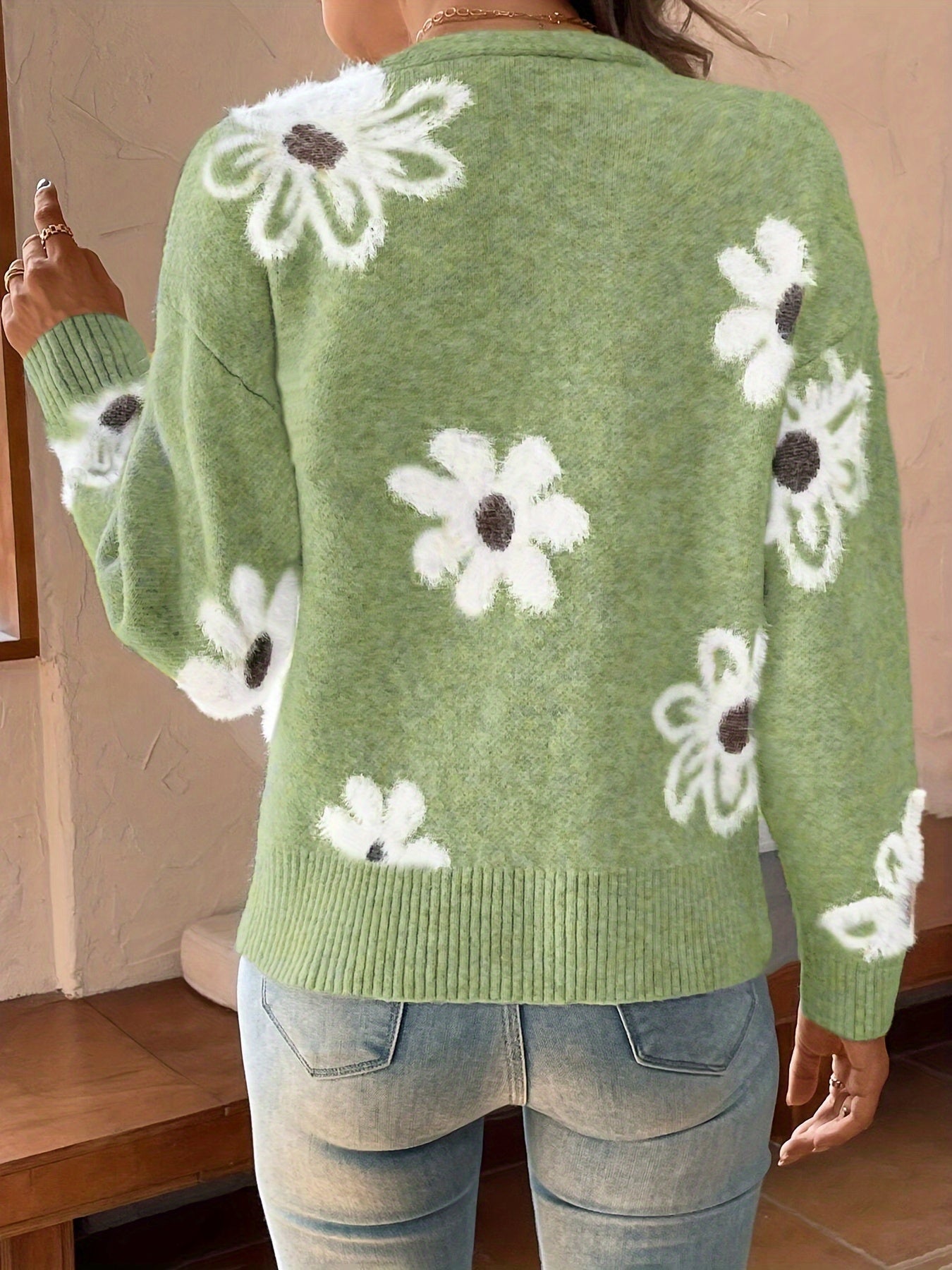 Aurélie - Gilet Féminin Fleuri Boutonné
