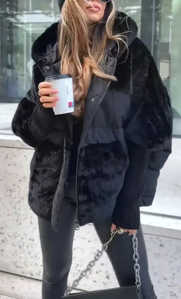 Noélie – Doudoune d’hiver femme avec col en fourrure et grande capuche