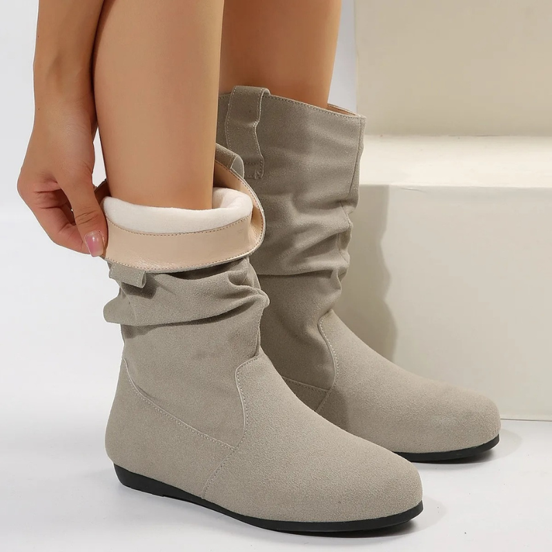 Chloé - Bottines plates avec bout rond pour un look décontracté