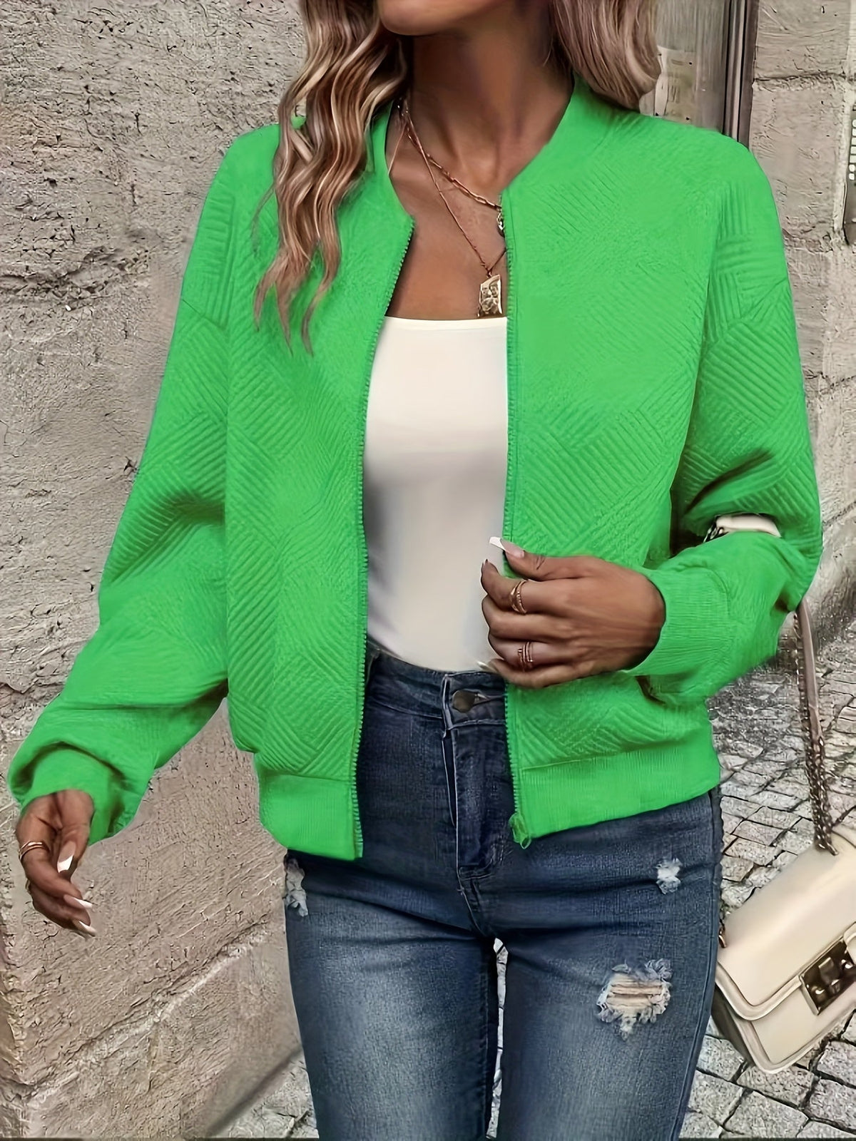 Priya - Veste Élégante Texturée Zippée