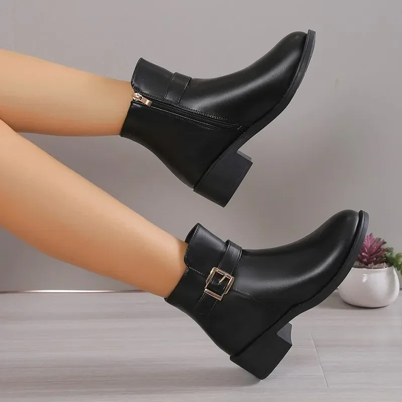 Zoé - Bottines avec talon épais et fermeture éclair pour un look élégant