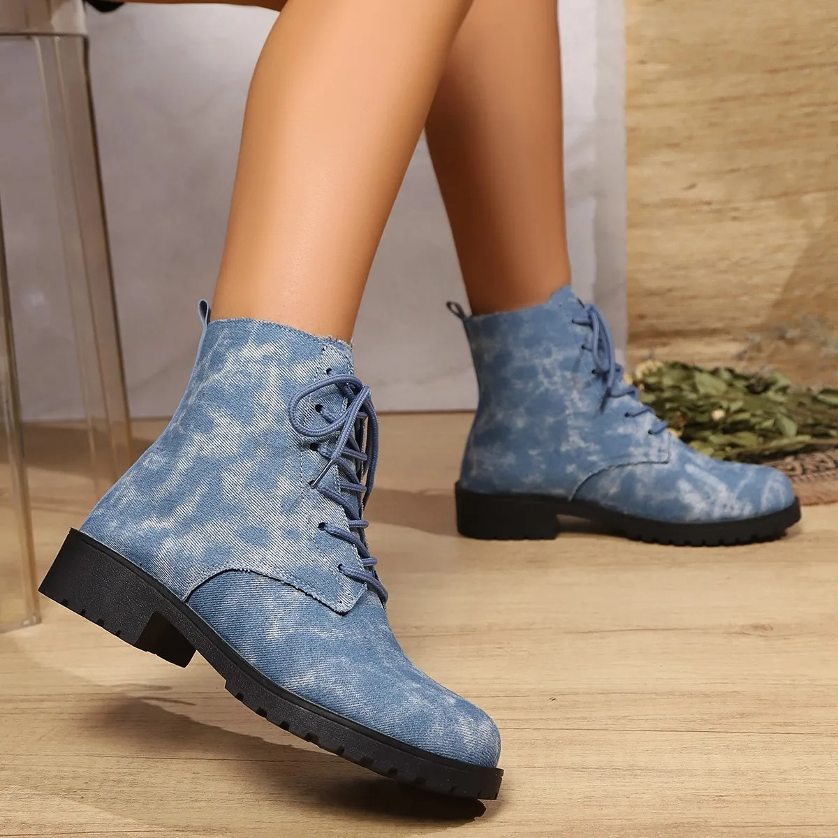 Amélie - Bottines imprimé serpent avec bout rond pour un style tendance