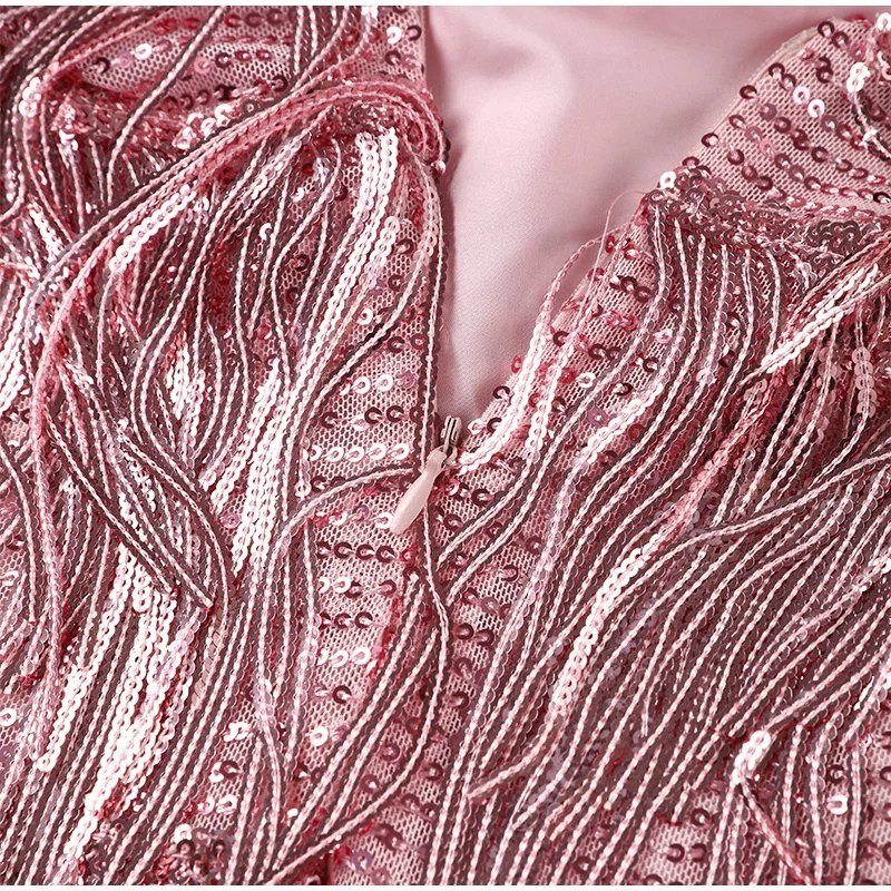 Élora - Robe Mini Plumes Chic