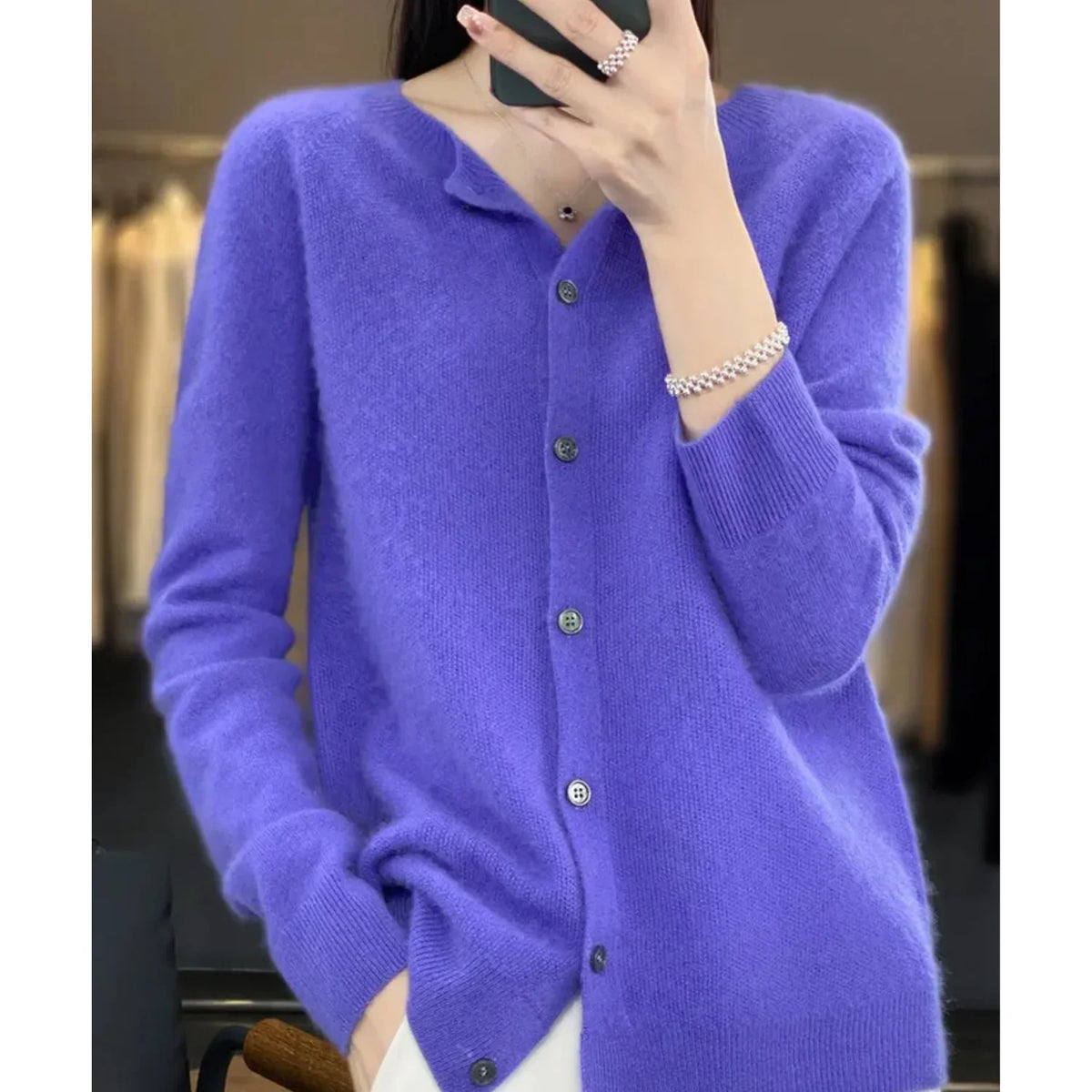 Delphine - Gilet Élégant Maille Boutonné