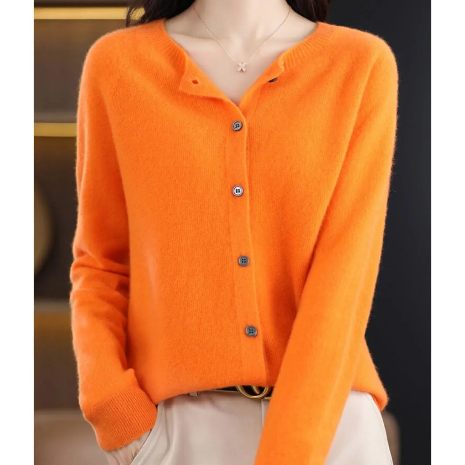 Delphine - Gilet Élégant Maille Boutonné