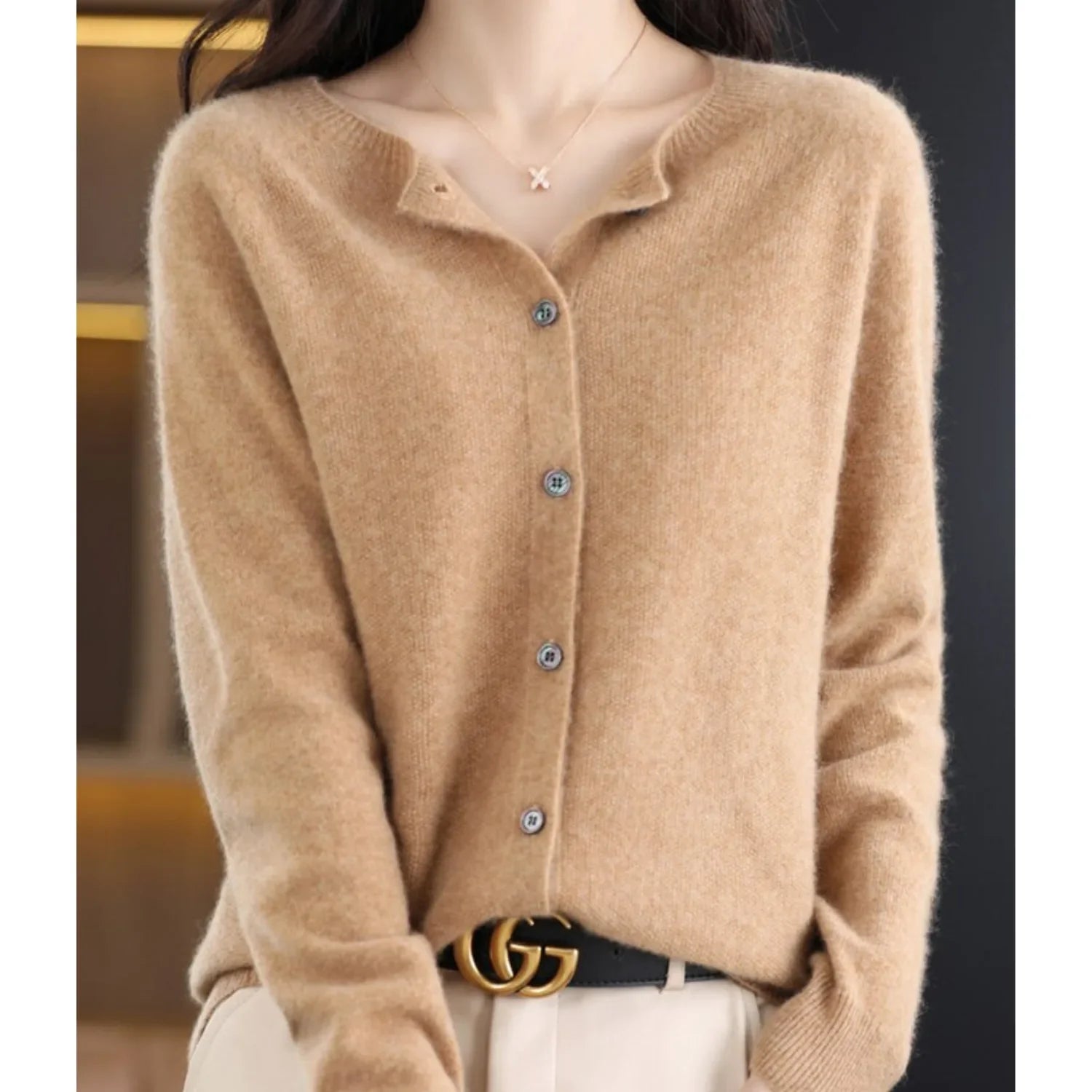 Delphine - Gilet Élégant Maille Boutonné