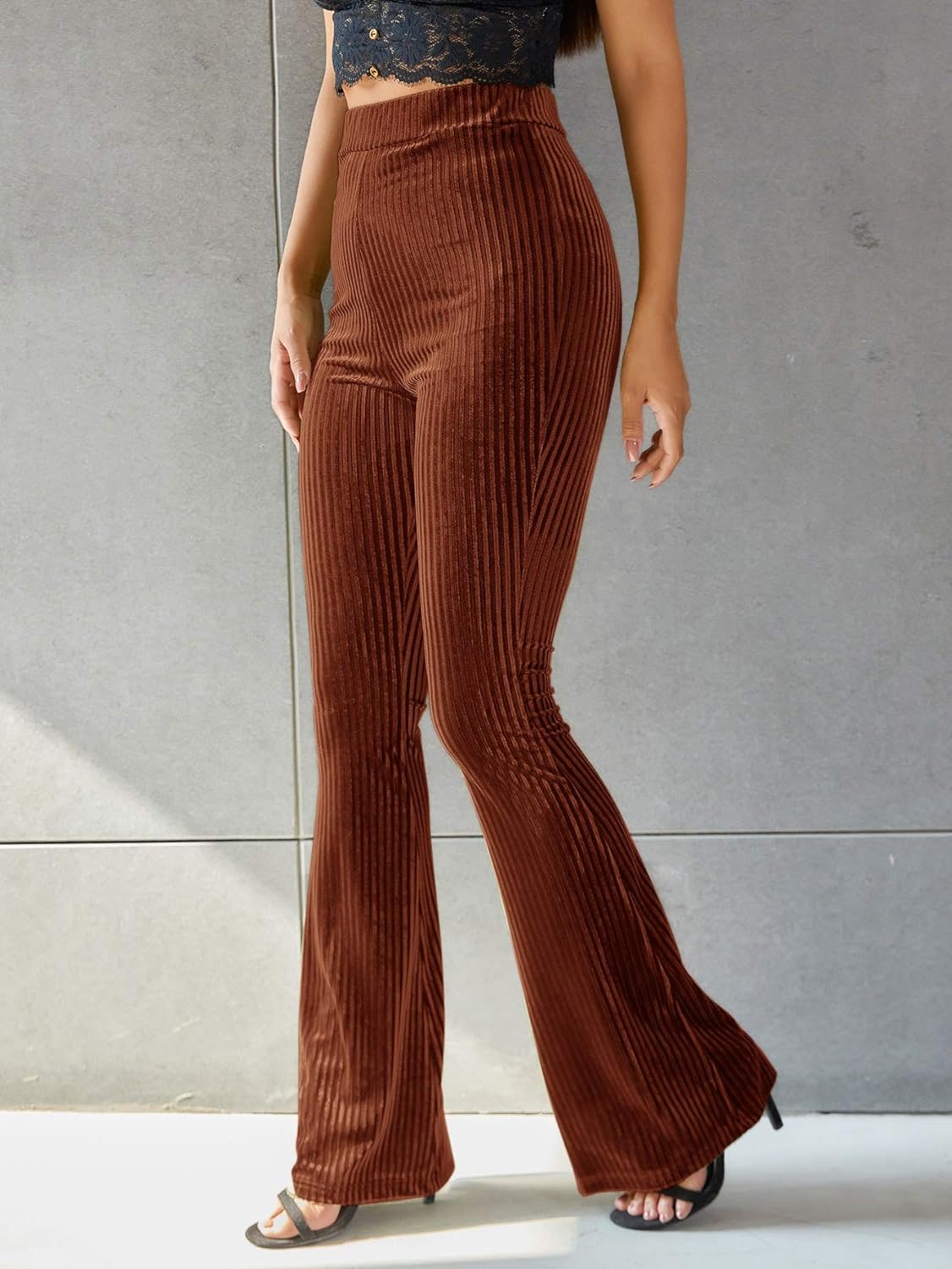 Carla - Pantalon Évasé en Velours Côtelé