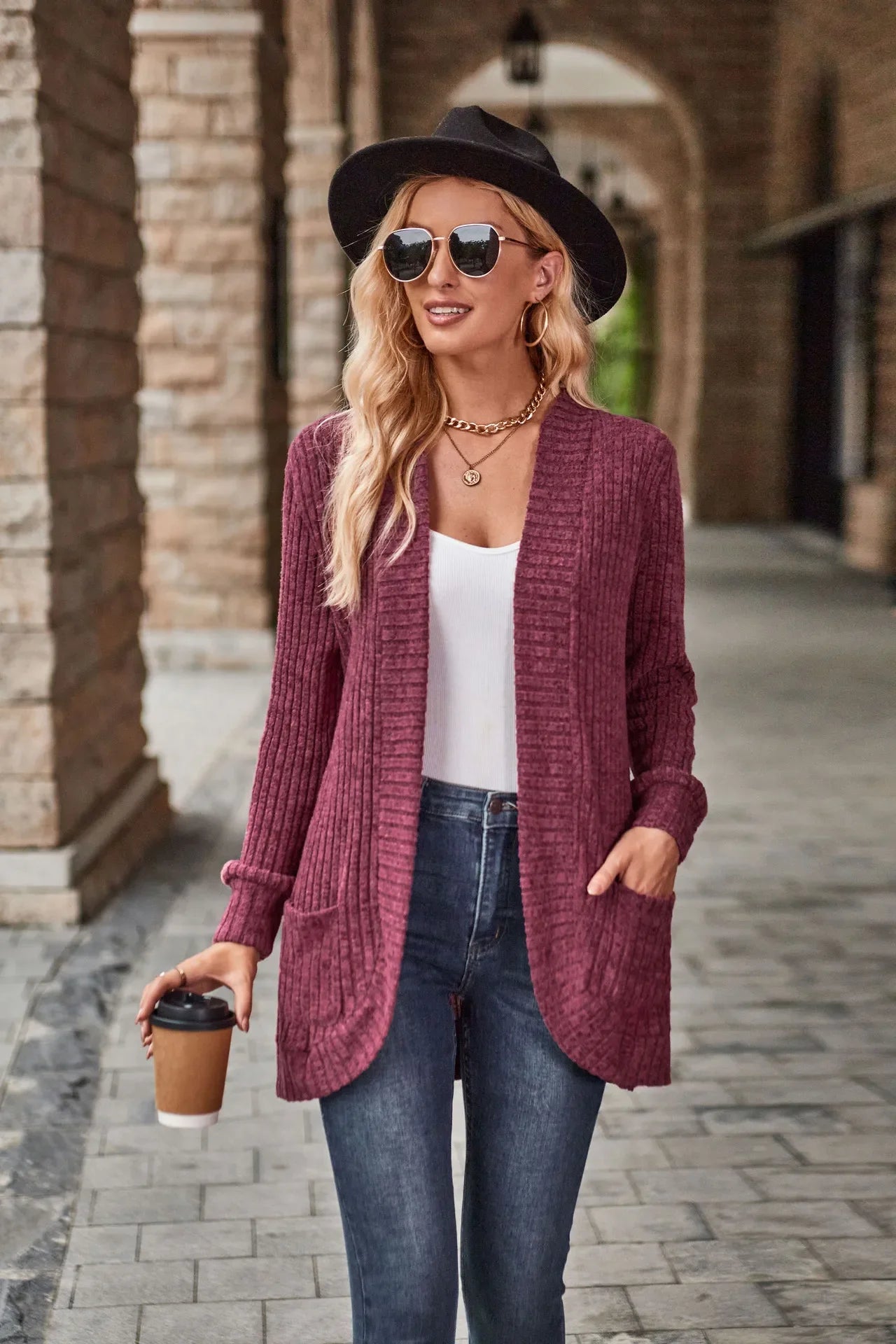 Charlotte – Gilet en maille avec poches pratiques, tendance et fonctionnel