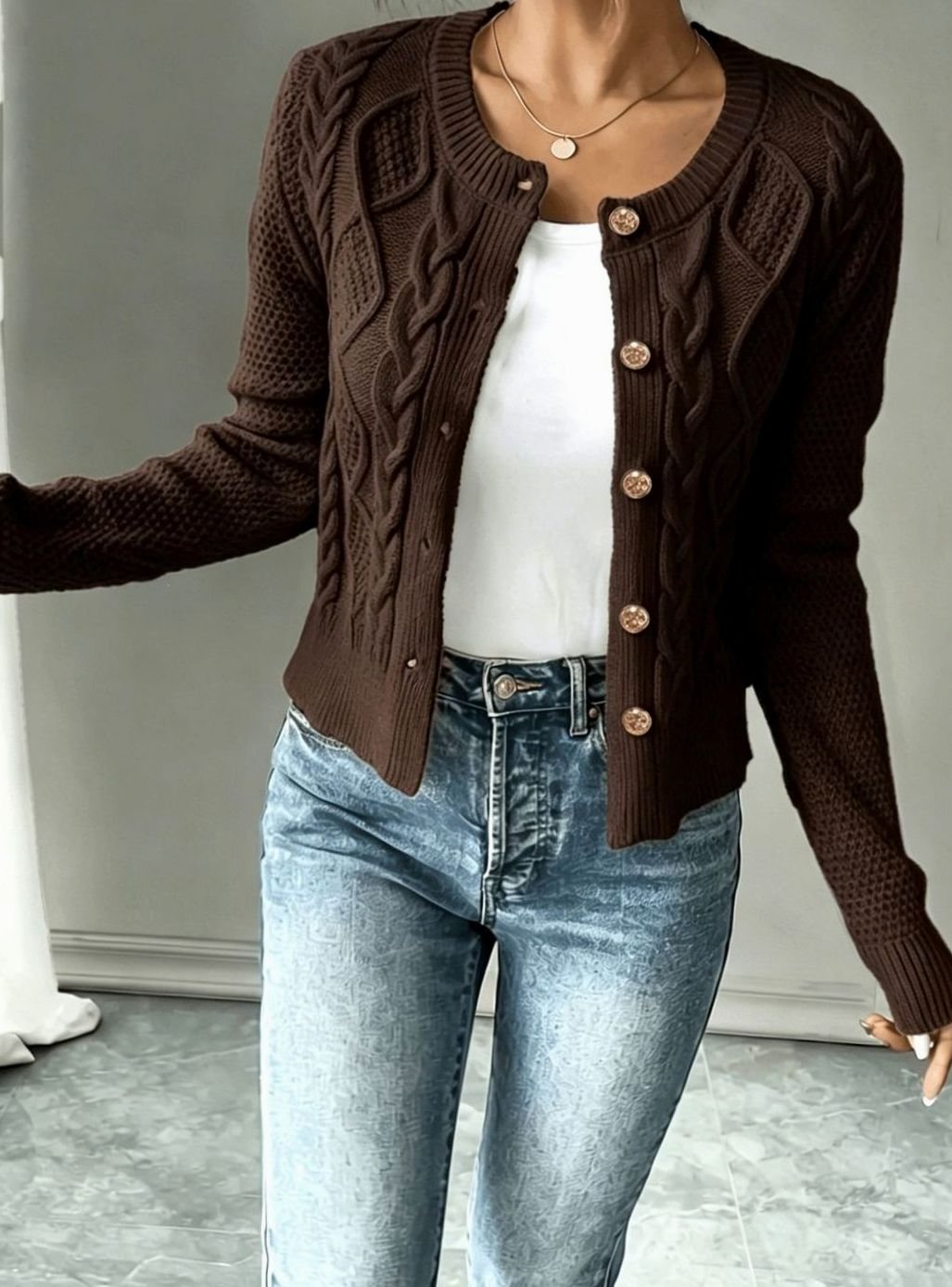 Isabelle - Cardigan Élégant Torsadé Boutonné