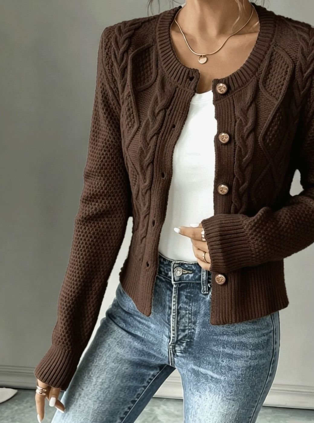 Isabelle - Cardigan Élégant Torsadé Boutonné