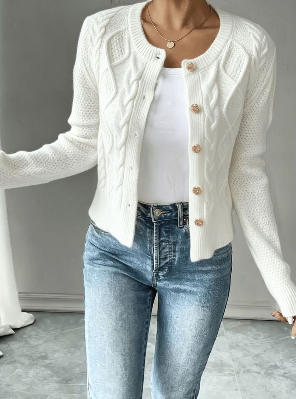 Isabelle - Cardigan Élégant Torsadé Boutonné